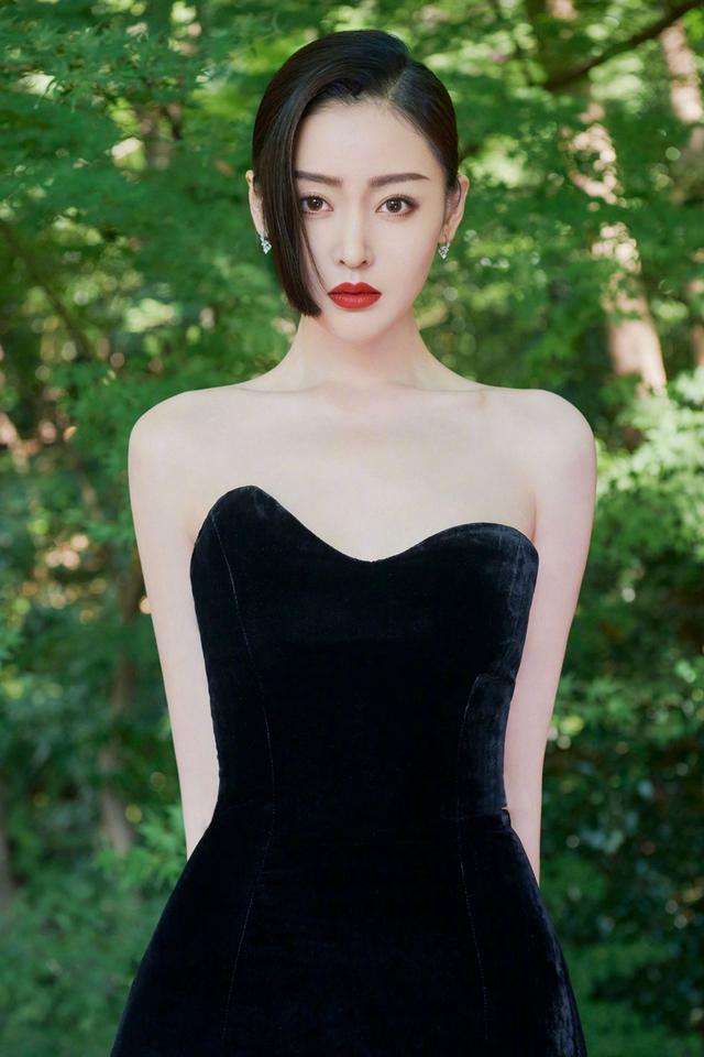 皇冠体育下载地址